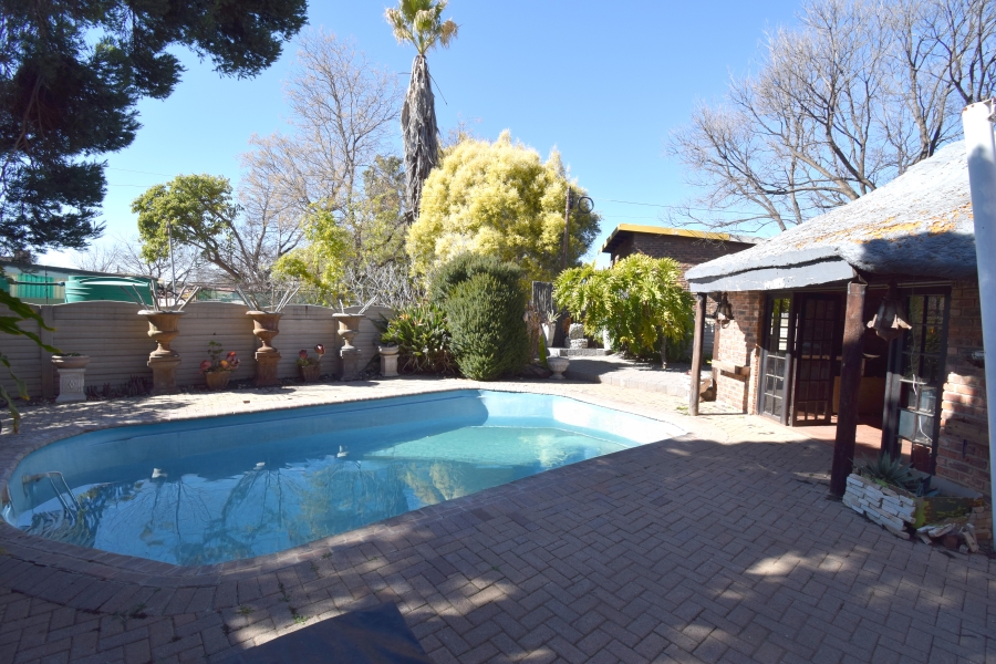 4 Bedroom Property for Sale in Riebeeckstad Free State